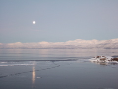 Full moon over Tornetr&auml;sk, mid-December