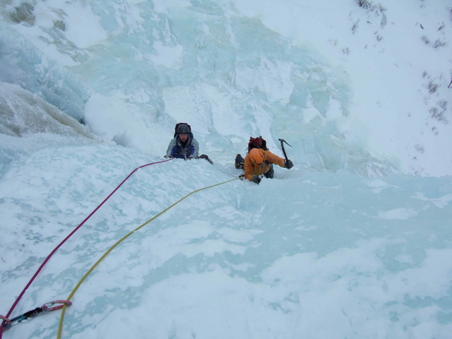 Tommy and Calle follow on a rope each