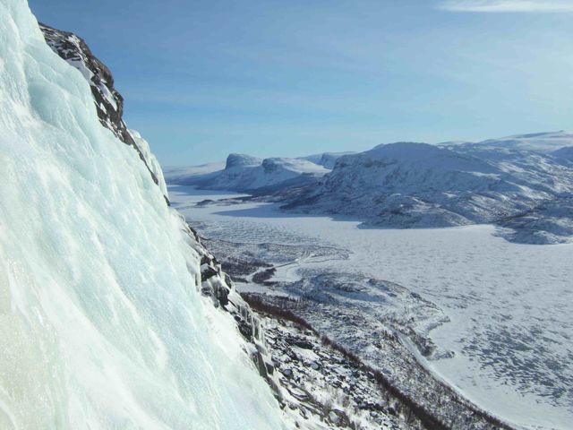 View_fr_Greven_StoraSjofallet_mars10_RMcG_5617