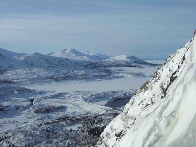 View_fr_Greven_StoraSjofallet_mars10_RMcG_5621