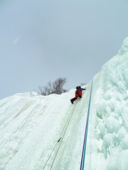 Malou nearing the top of pitch 2 of Adeln (P1030466w)