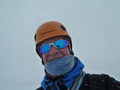 Rick - a wind-blown self portrait at the top of Grevinnan (P1030389)