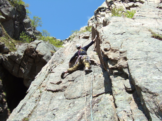 J&oslash;rn treating the rock with respect on pitch 2
