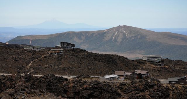 Egmont_Hauhangatahi_from_Whakapapa_jan11_RMcG_0274cw