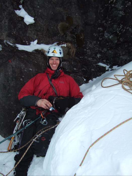 Chrille found a nice cave at the end of the first abseil