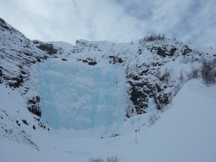 Chrille and I had a bit of an adventure on N&aring;jdens s&aring;ng (in the first ravine)