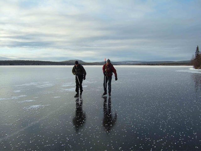 MartinWa_JonasE_Sautusjarvi_081030_0319